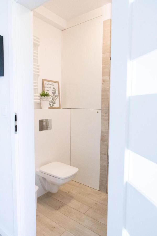 Apartament Sunset Lägenhet Ustronie Morskie Exteriör bild